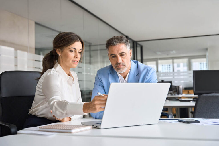 Read about the benefits of choosing a monoline work comp carrier.