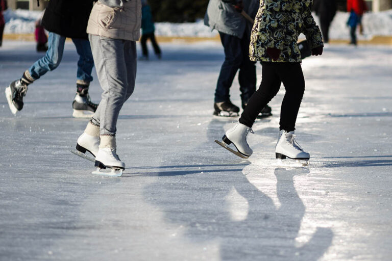 Learn how to avoid injuries on and around hockey and ice rinks